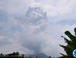 21 Mei, Gunung Ibu Kembali Erupsi