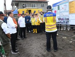 Banjir Sumbar, Jokowi Pastikan Lahan Relokasi Disiapkan