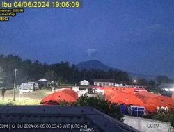 Kembali Erupsi, Status Gunung Ibu “AWAS”