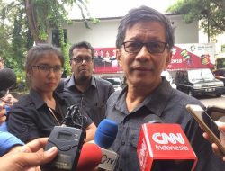 Rocky Gerung Dilaporkan ke Polisi Usai Tuding Gibran Terima Setoran dari Menteri
