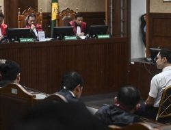 Keputusan PT Timah Beri Peluang ke Pesaing Jadi Sorotan Hakim di Sidang Harvey Moeis