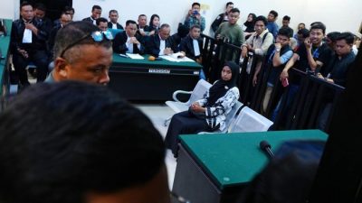 Supriyani: Guru Honorer Tersandung Hukum, Penganiayaan atau Ketidakadilan?