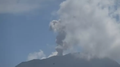 Erupsi Gunung Ibu, Abu Vulkanik Capai 600 Meter