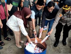 KPU Kota Makassar Musnahkan 2.510 Surat Suara Rusak Pilkada 2024