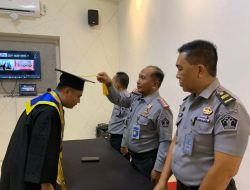 Lima Orang Warga Binaan Wisuda dalam Lapas Singkawang