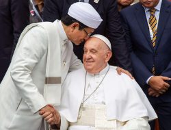 Menag Nasaruddin Umar Sampaikan Duka Cita Mendalam atas Wafatnya Paus Fransiskus