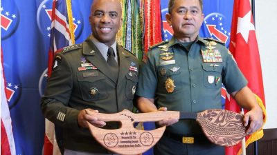 Komandan Jenderal USARPAC Bertemu dengan Kepala Staff TNI AD