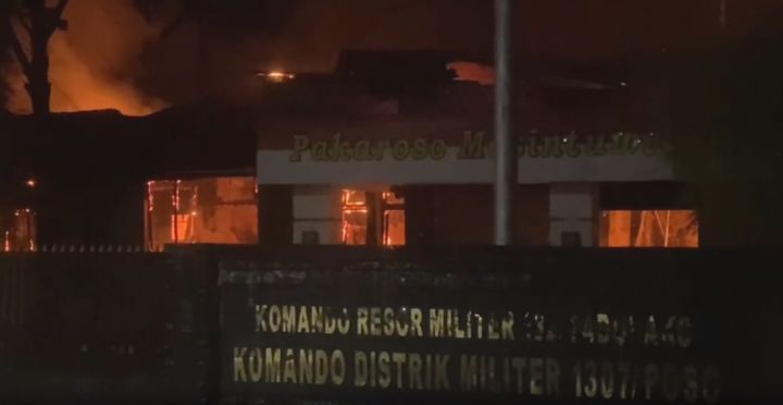 Kebakaran di Markas Komando Distrik Militer (Kodim) 1307/Poso, Sulawesi Tengah