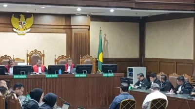Dua Hakim Nonaktif PN Surabaya Divonis 7 Tahun Penjara, Terima Suap Vonis Bebas Ronald Tannur