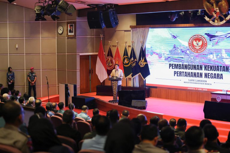 Beri Kuliah Umum di Lemhannas, Menhan RI : Pertahanan Negara Tanggung Jawab Seluruh Warga Negara