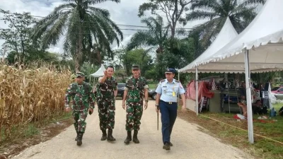 Brigjen TNI Purnomosidi, Danrem 121/ABW, kunjungi Lanud Harry Hadisoemantri dalam kunjungan kerja.