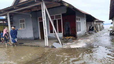 kemensos kirim bantuan untuk 7.883 korban banjir dan longsor di halmahera selatan