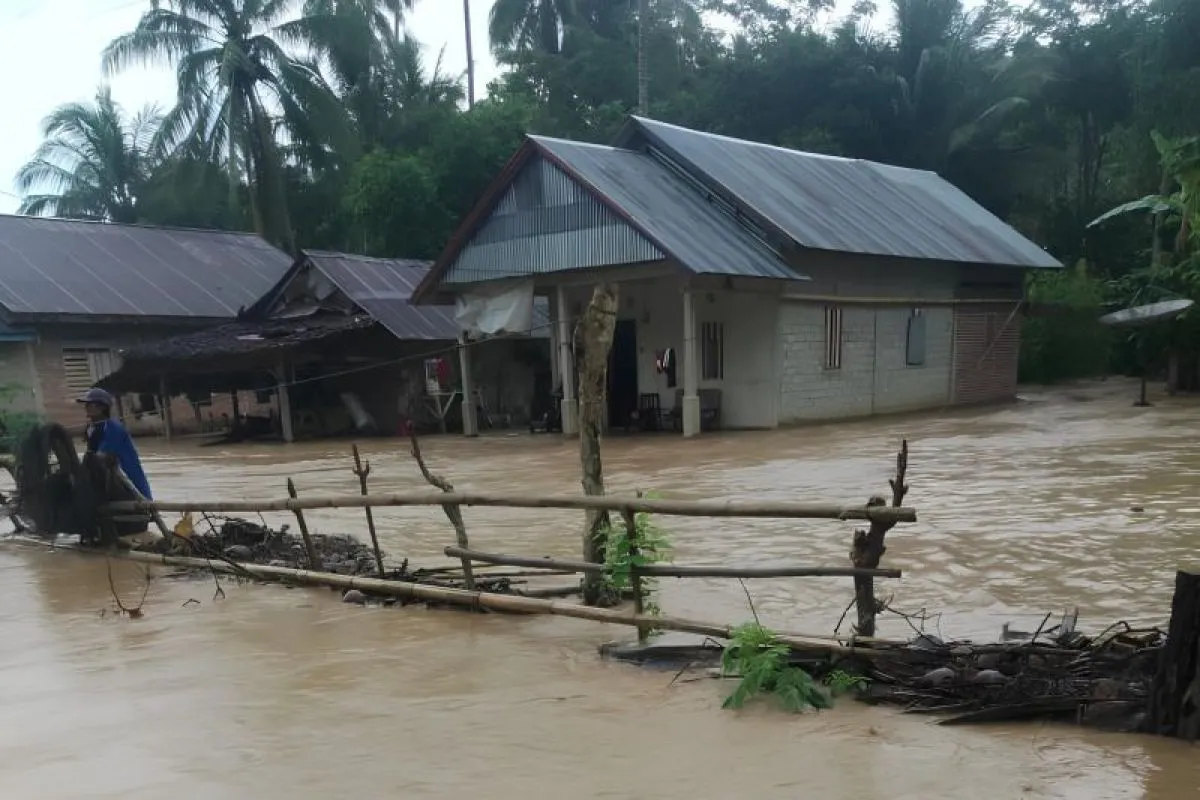 Dokumentasi - Banjir di Kecamatan Banawa Selatan, Kabupaten Donggala, Sulawes Tengah