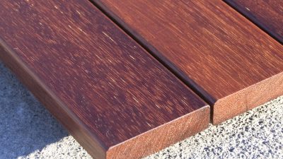 Ilustrasi - kayu merbau