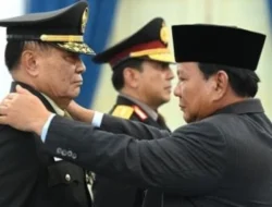 Djamari Chaniago & Ahmad Dofiri Terima Pangkat Jenderal Kehormatan dari Prabowo