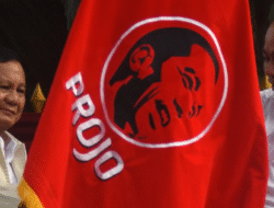 Beredar Isu PDIP: Jokowi Dorong Prabowo-Gibran 2 Periode untuk Perlindungan Hukum?