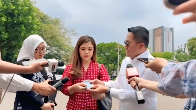 Istimewa: Kartu Pers Istana Jurnalis CNN Indonesia Diana Valencia Resmi Dipulihkan.