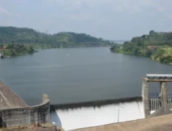 PLN Bangun PLTS Terapung 92 MWp di Waduk Saguling, Tonggak Baru Transisi Energi Nasional