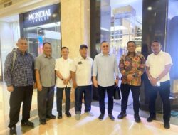 Frederik Kalalembang Ucapkan Selamat kepada Akbar, SH., MH., yang Resmi Menjabat Kajari Banggai