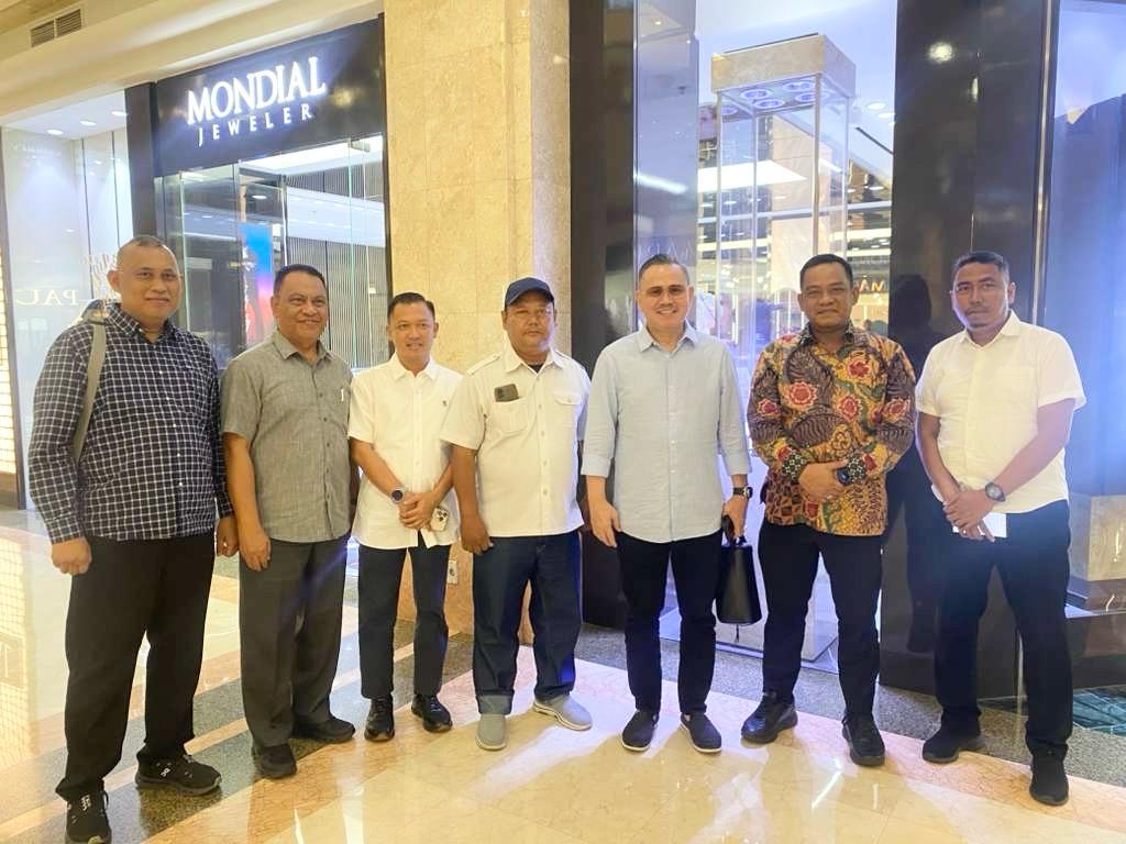 Frederik Kalalembang Ucapkan Selamat untuk Akbar, Putra Toraja yang Dipercaya Menjabat Kajari Banggai yang Baru