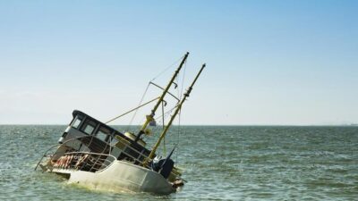 Ilustrasi - kapal Surya Bahari Rawasaban