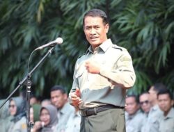 Mentan Amran Akui 29.000 Ton Beras Bulog Rusak Akibat Stok Melimpah