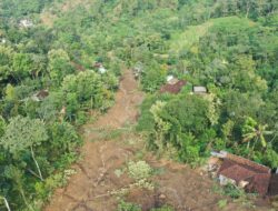 Longsor di Trenggalek Tewaskan Empat Anggota Keluarga, Satu Selamat