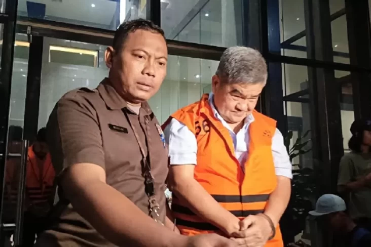 Tersangka Korupsi Dana PEN Situbondo, Tjahjono Gunawan Ditahan KPK Bersama Empat Lainnya