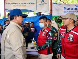 Kunjungi Posko Kesehatan, Prabowo Dengarkan Langsung Kondisi Tenaga Medis