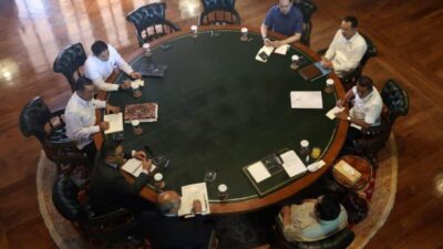 Prabowo Panggil Menteri ke Hambalang, Bahas Kampung Haji hingga Pasokan Energi Nasional