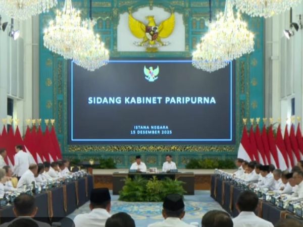 Prabowo Tegur Elite di Rapat Kabinet: Bencana Bukan Panggung Politik