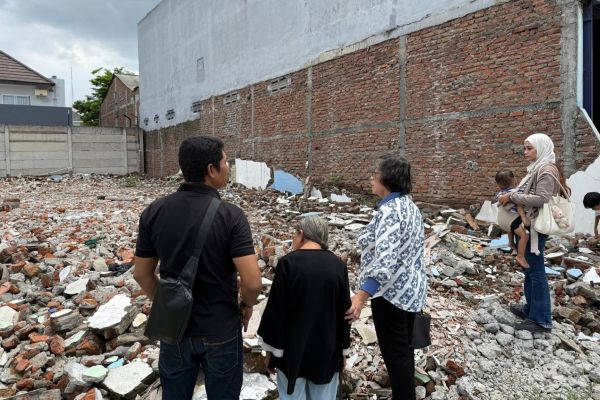 Kasus Pengusiran Nenek Elina Viral, Polisi dan Pemkot Surabaya Akhirnya Turun Tangan