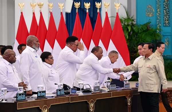 Disiapkan Jadi Lumbung Energi, Prabowo Dorong Papua Tanam Sawit dan Tebu