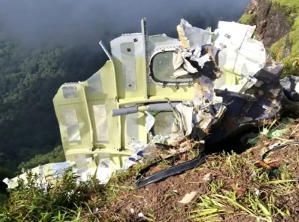 Pesawat ATR 42-500 Ditemukan Hancur di Lereng Gunung Bulusaraung Pangkep