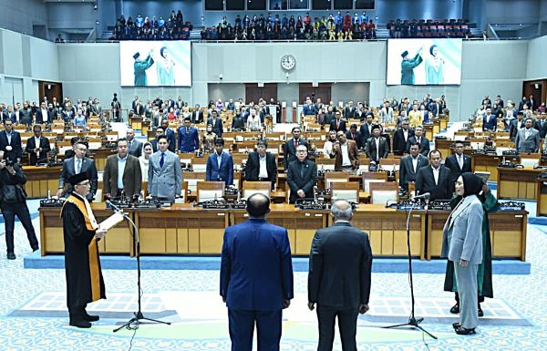 Sari Yuliati Resmi Jadi Wakil Ketua DPR RI Gantikan Adies Kadir