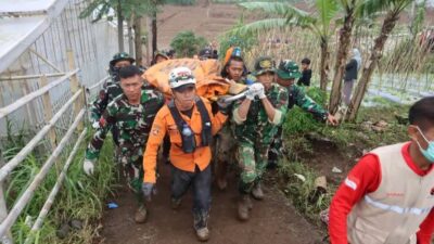 Longsor Bandung Barat: 38 Korban Ditemukan, 20 Jenazah Teridentifikasi