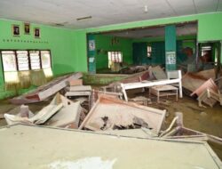 Sekolah Terdampak Bencana Diberi Fleksibilitas Kurikulum, Ini Aturan Kemendikdasmen