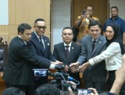 Ahmad Sahroni Kembali Jadi Wakil Ketua Komisi III DPR, Ini Susunan Pimpinan Terbaru