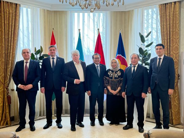 Indonesia–EAEU Resmi Teken FTA, Targetkan Perdagangan Tembus USD10 Miliar