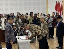 Cak Imin Lantik Direksi dan Dewan Pengawas BPJS Baru Periode 2026–2031
