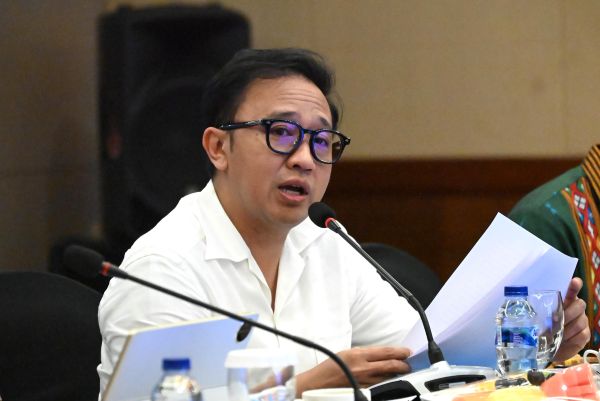 Sungai Cisadane Tercemar, DPR Desak Pemulihan Lingkungan Menyeluruh