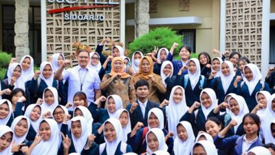Khofifah Nilai SMKN 1 Buduran Layak Jadi Rujukan Nasional Pendidikan Vokasi