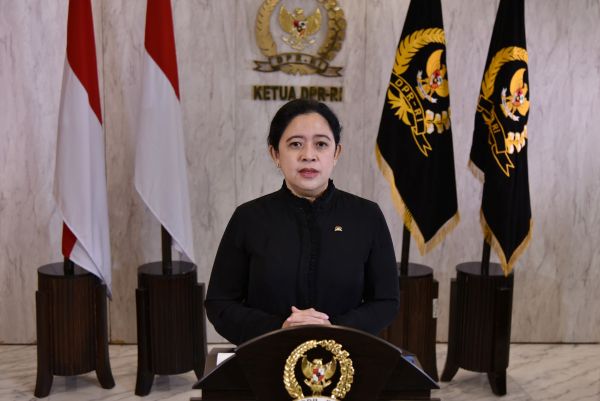 Wafat di Usia 90 Tahun, Puan Sebut Try Sutrisno Panutan Lintas Generasi