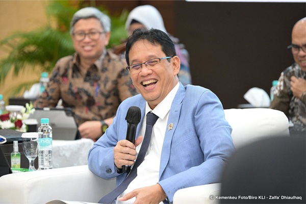 Menkeu Purbaya Bantah Isu Daya Beli Anjlok, Penerimaan Pajak Justru Melonjak