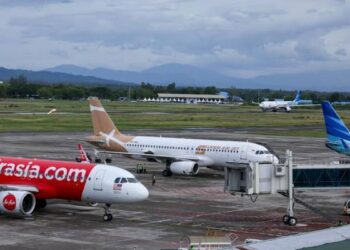 Harga Avtur Turun, Kemenhub Evaluasi Tarif Pesawat